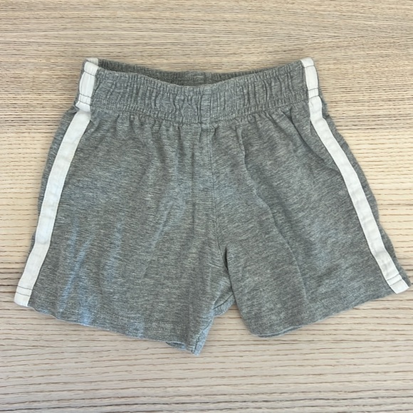 The children place shorts set 2 - Picture 3 of 4